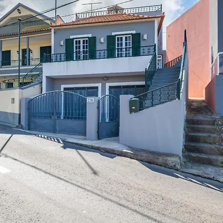 Sunset House בית נופש ריביירה בראבה
